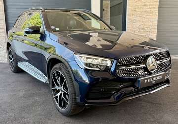 Classe MERCEDES 300e EQ Power 320 ch AMG Line 9G-Tronic 4-Matic || BLEU CAVANSITE | MARCHEPIEDS TOIT OUVRANT SHADOW SIÈGE