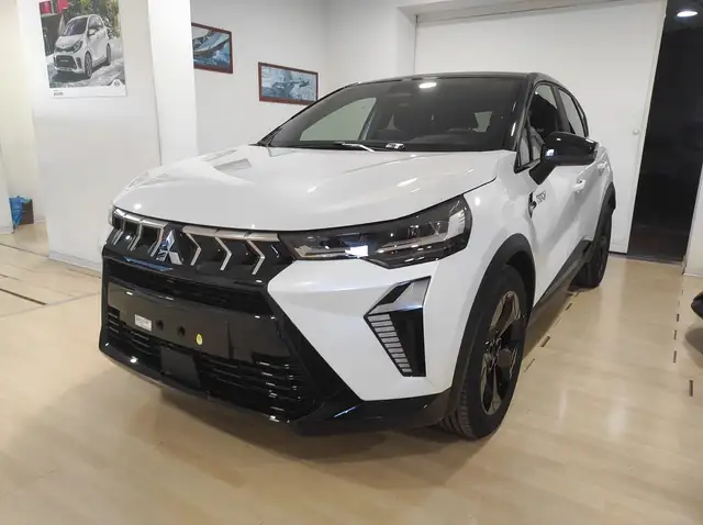 Mitsubishi Asx view 3