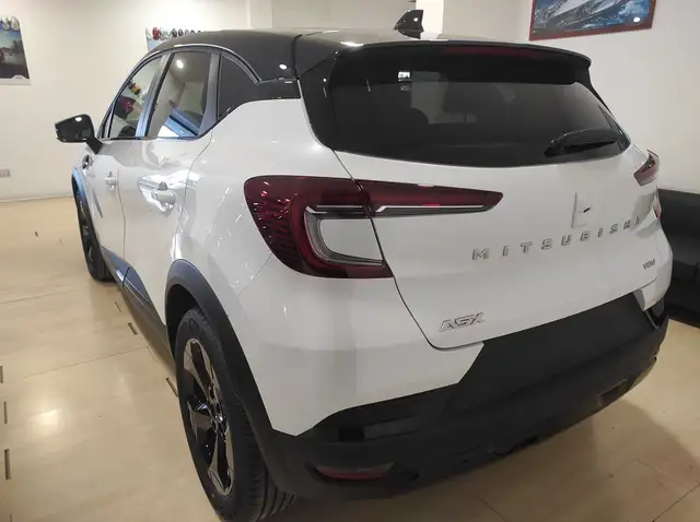Mitsubishi Asx view 2