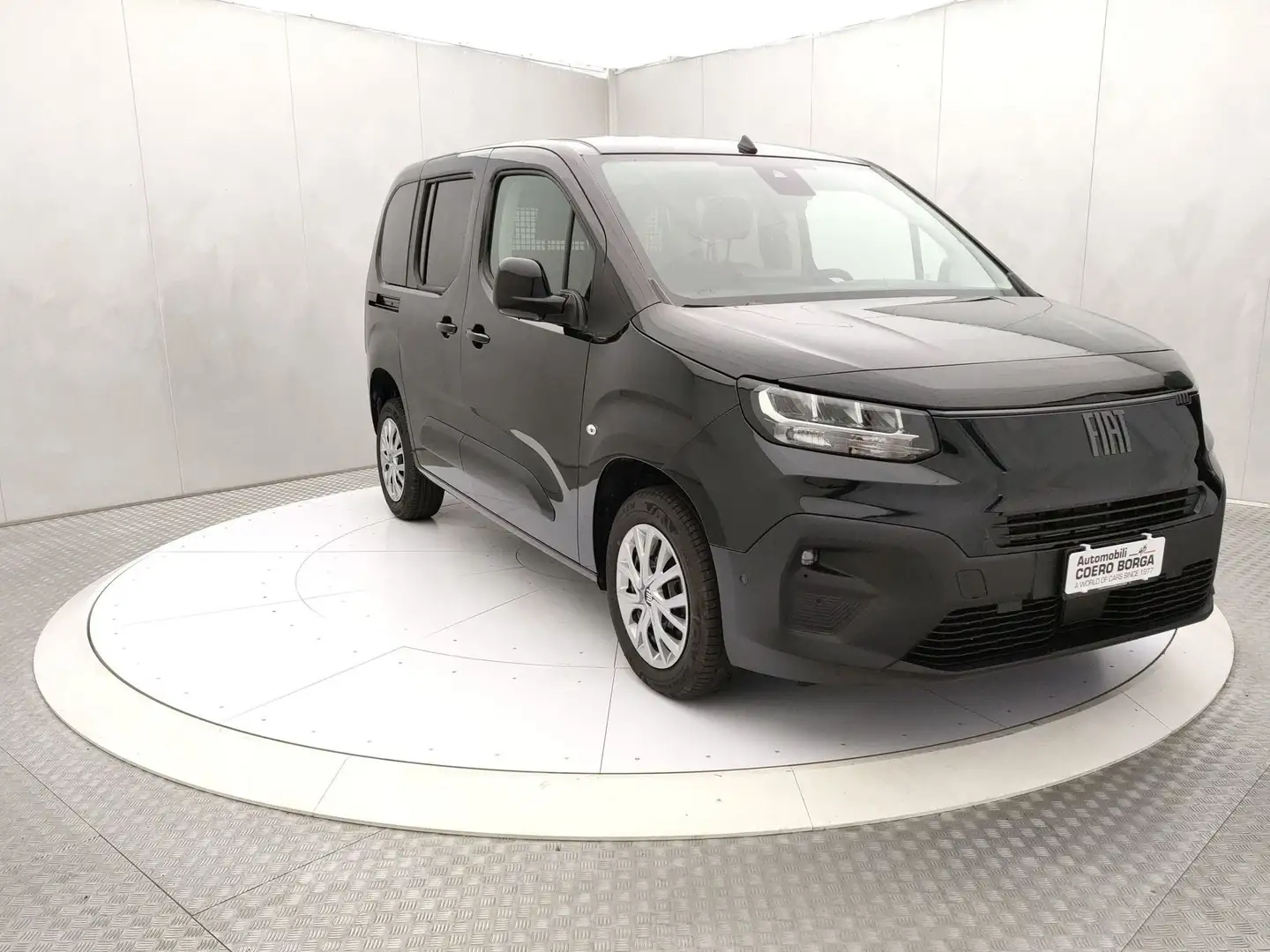 Fiat Doblo Doblò 1.5 BlueHdi 100CV PL Combi N1 Schwarz - 1