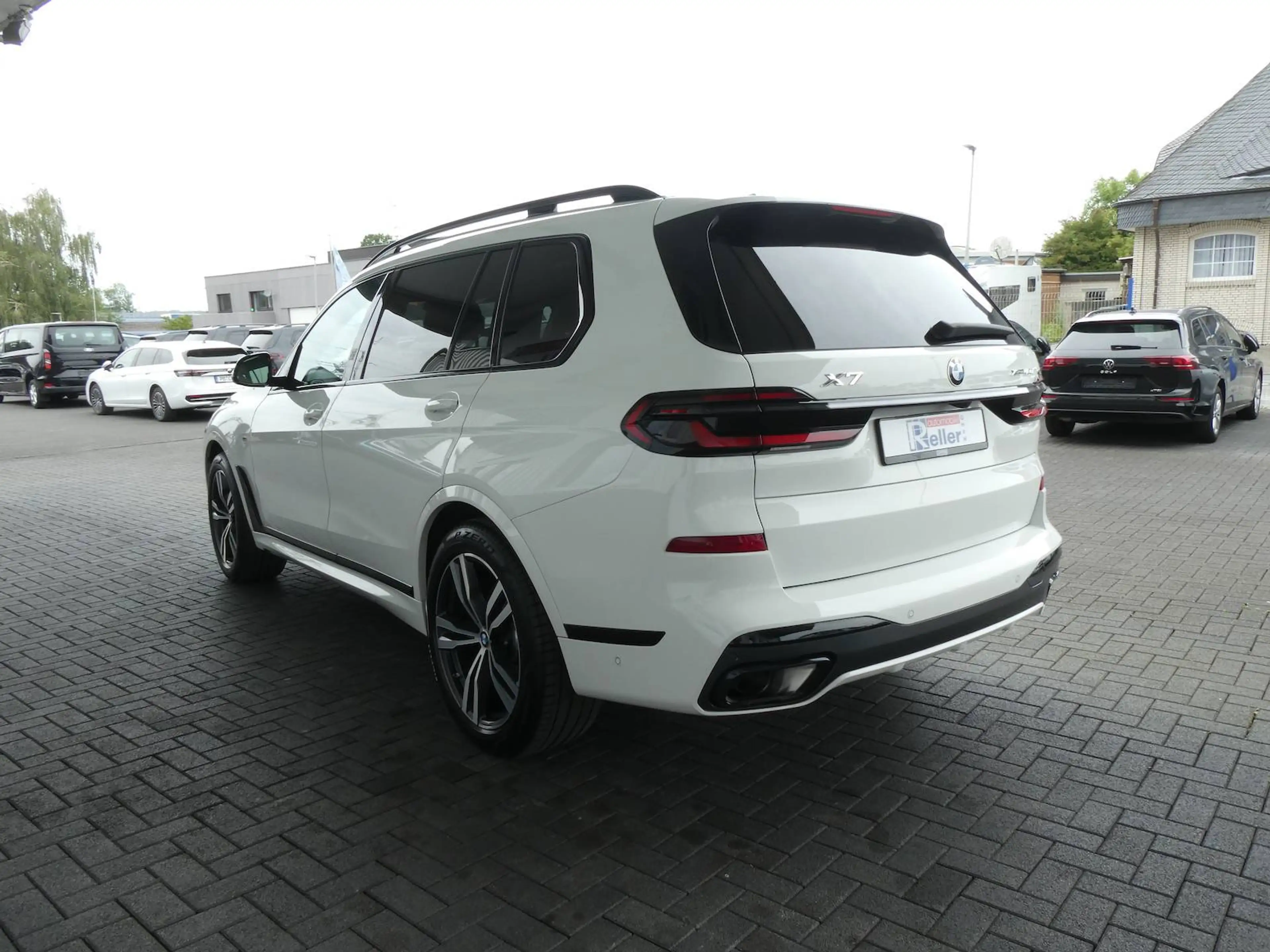 BMW X7 xDrive 40 d M Sport — photo 6