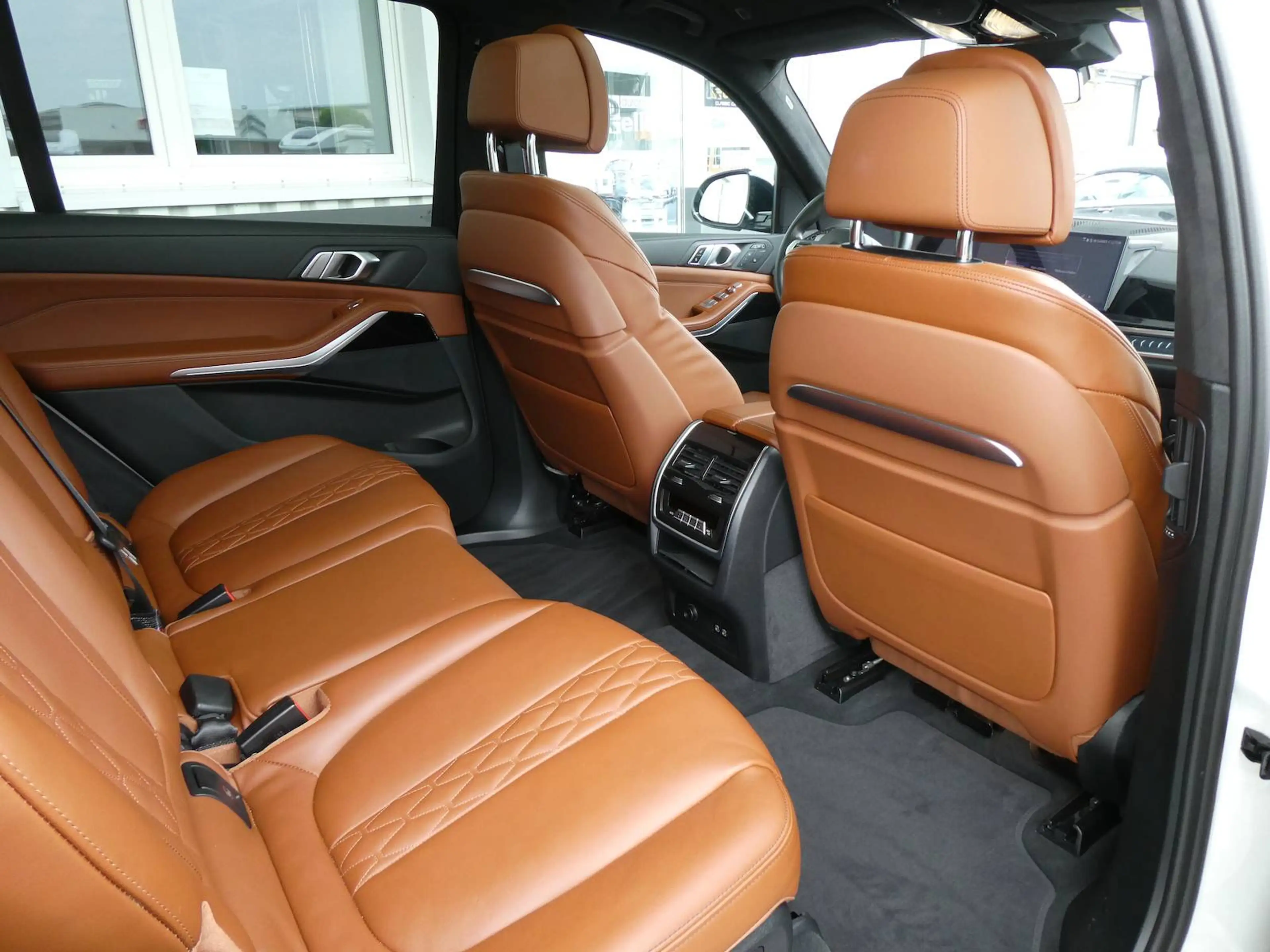 BMW X7 xDrive 40 d M Sport — photo 11