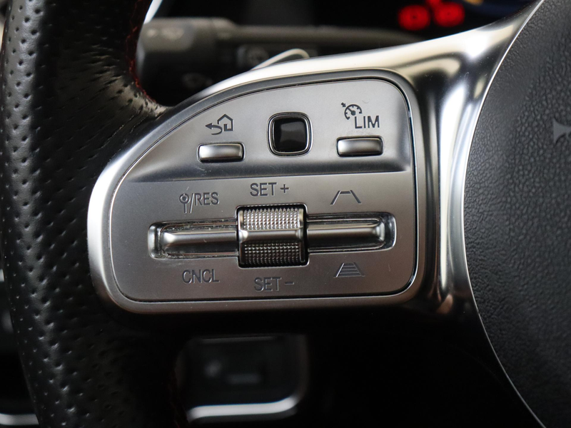 Mercedes-Benz CLA 250 Shooting Brake e Business Solution AMG Limited / M — photo 13