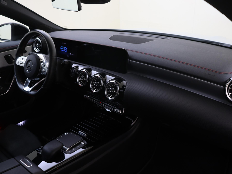 Mercedes-Benz CLA 250 Shooting Brake e Business Solution AMG Limited / M — photo 5