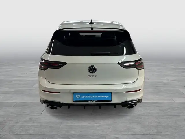 Volkswagen Golf view 5