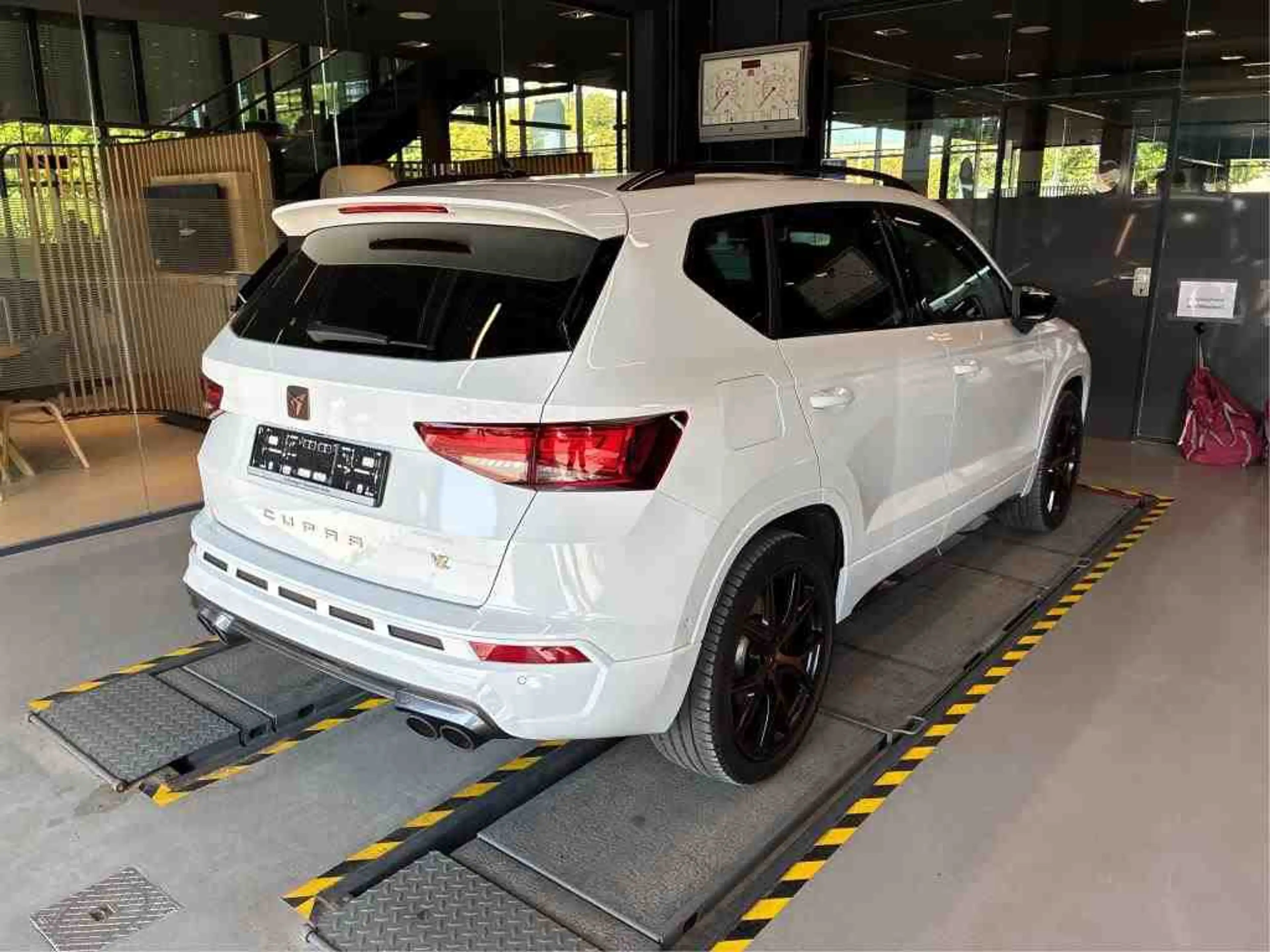 CUPRA Ateca VZ 2.0 TSI AHK Beats Frontscheibenh ACC Top View — photo 3