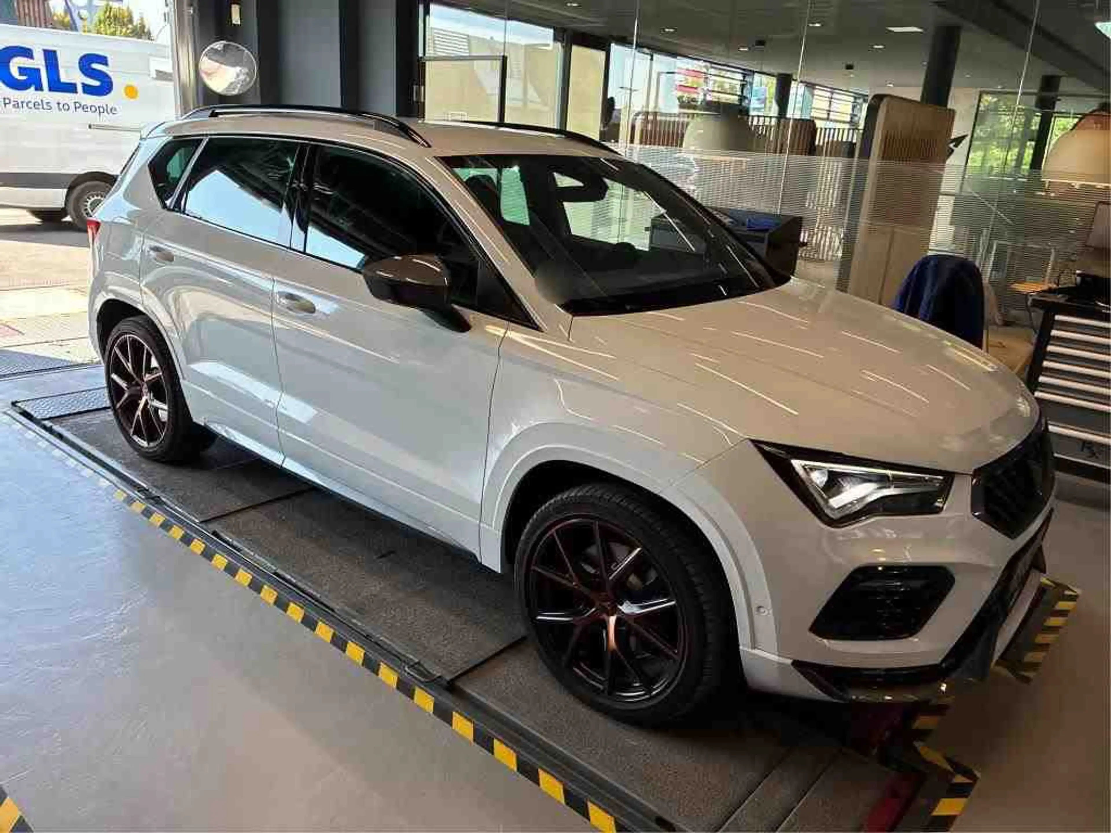 CUPRA Ateca VZ 2.0 TSI AHK Beats Frontscheibenh ACC Top View — photo 4