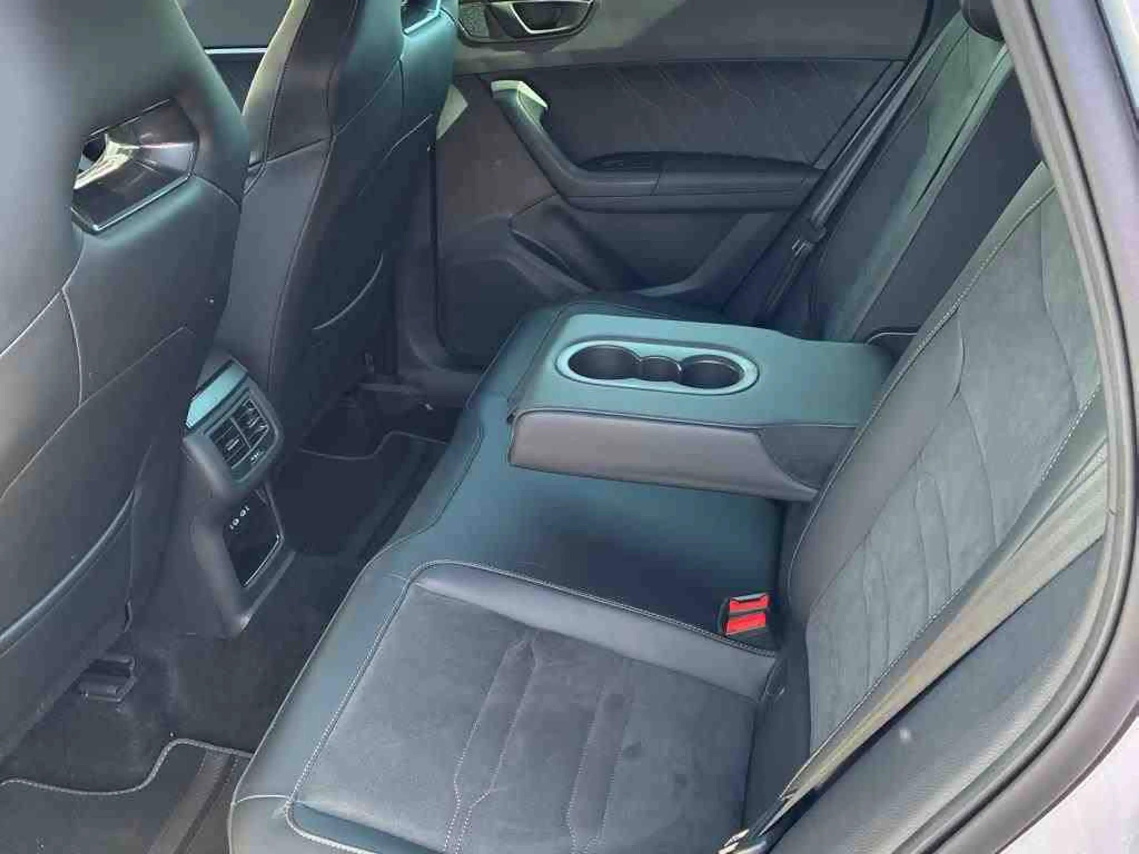 CUPRA Ateca VZ 2.0 TSI AHK Beats Frontscheibenh ACC Top View — photo 8