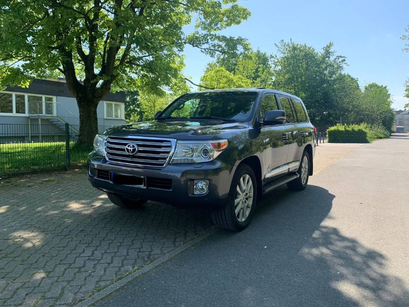 Toyota Land Cruiser 4.5 V8 D-4D Executive — photo 2