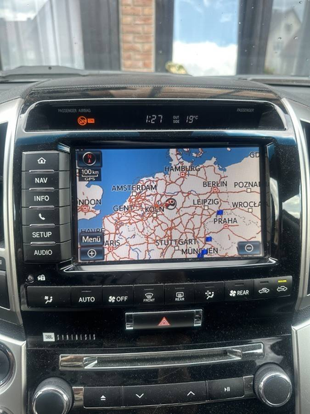 Toyota Land Cruiser 4.5 V8 D-4D Executive — photo 12