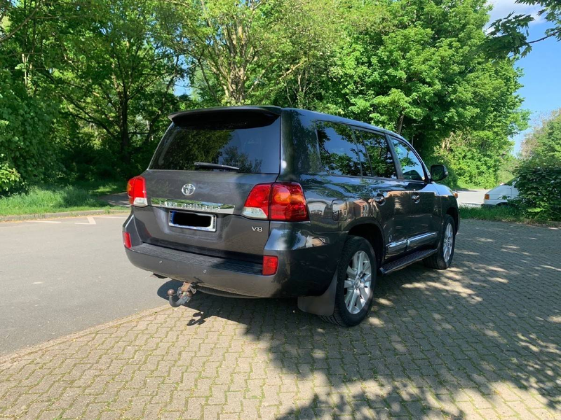 Toyota Land Cruiser 4.5 V8 D-4D Executive — photo 4