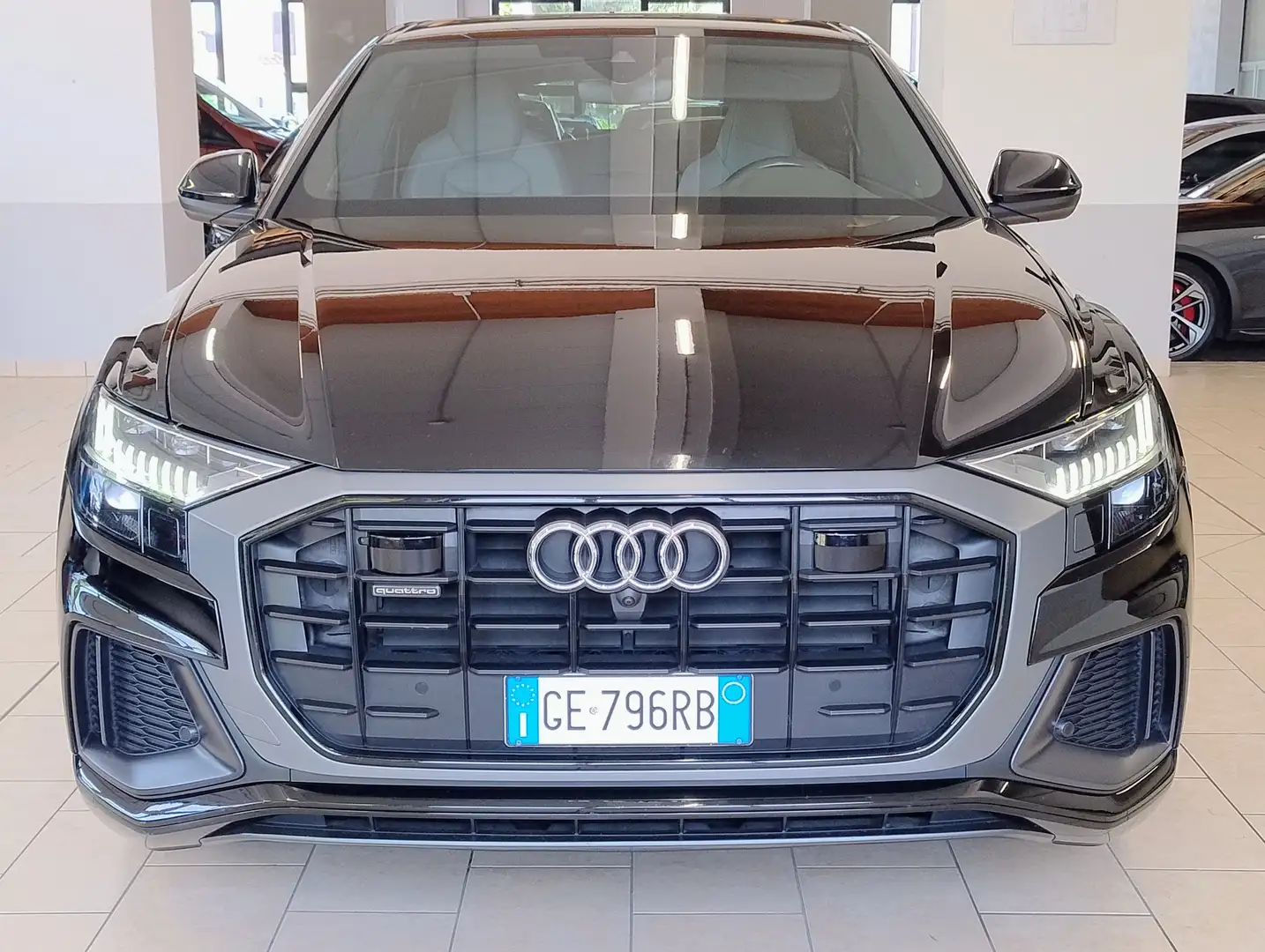 Audi Q8 50 3.0 tdi mhev S-LINE quattro SEDILI LUCI AMBIENT Nero - 2