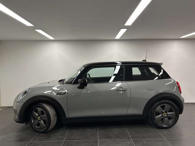 MINI Cooper SE Essential Trim Drivingass. PDC DAB LED Navi Tempom