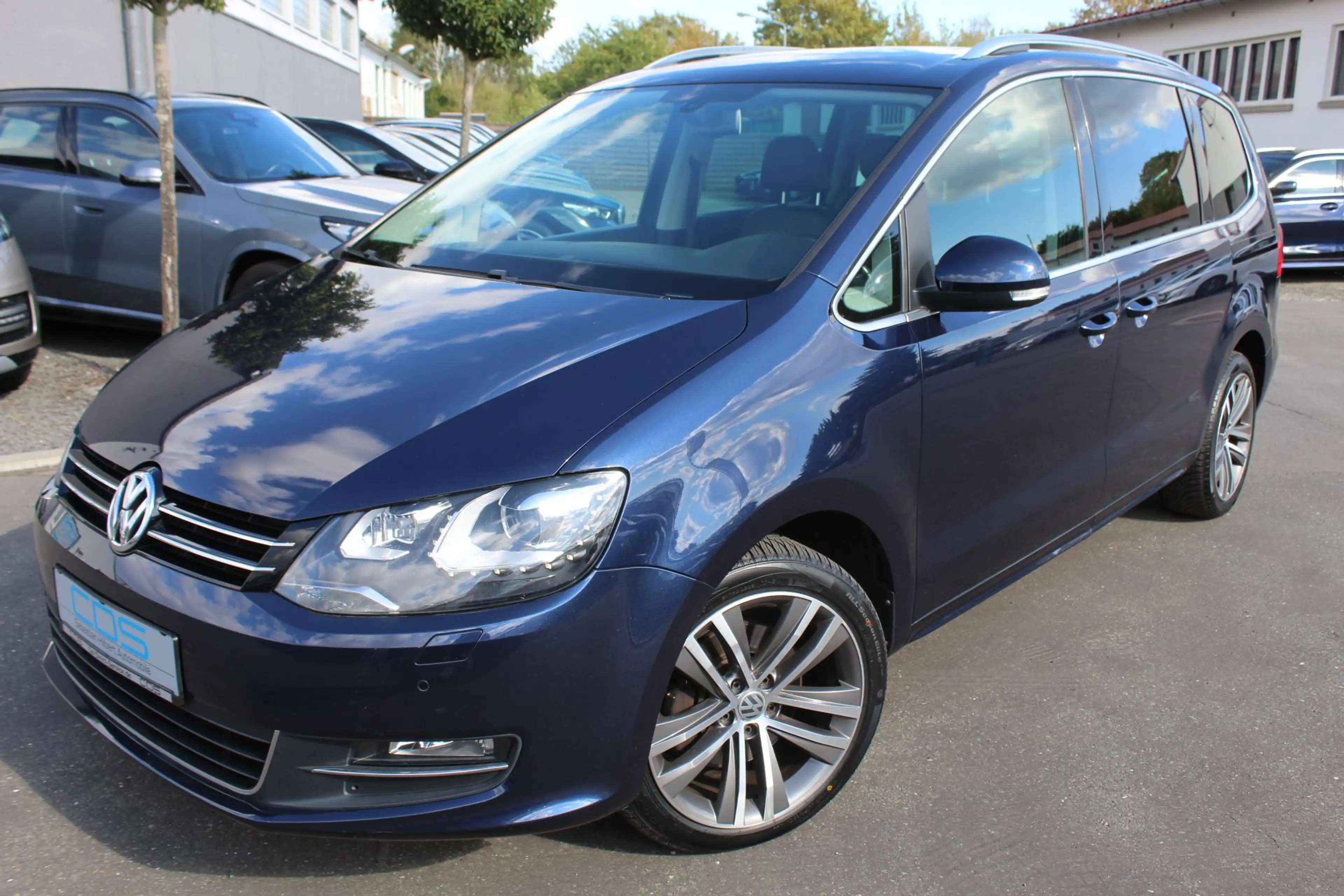 Volkswagen Sharan Highline 2.0 TSI DSG +AHK+Leder+Xenon+NAVI+RFK