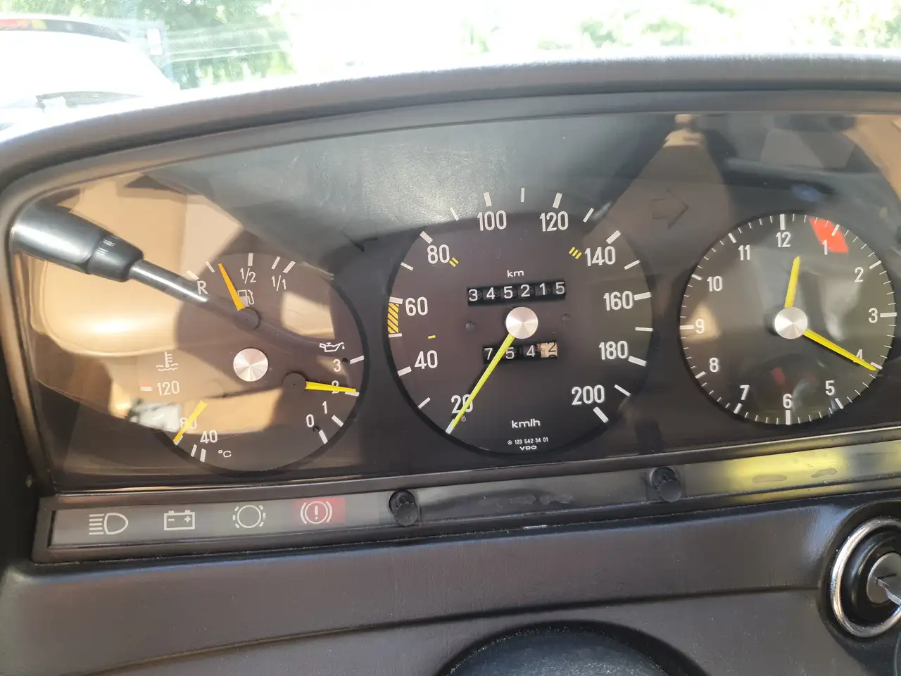 Mercedes-Benz 200 W123, foto 7