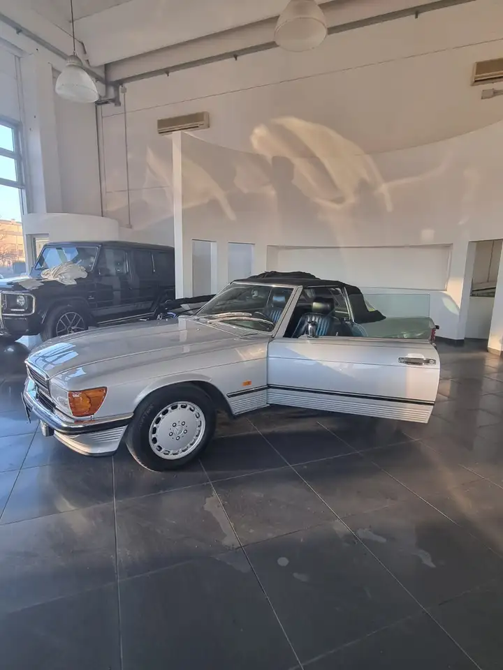 Mercedes-Benz SL 300 🇮🇹 Cabrio da Concorso Meccanico, foto 8