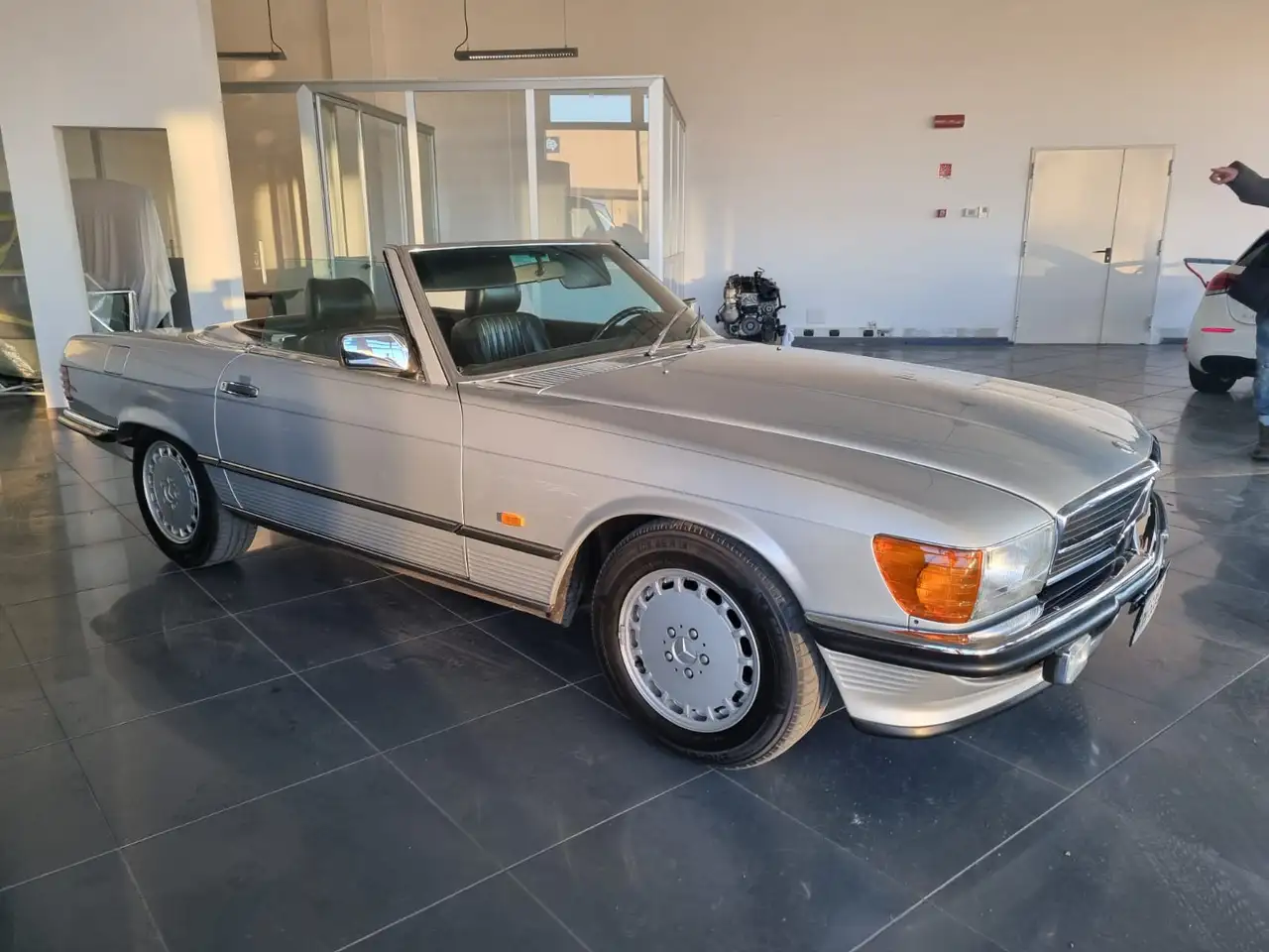 Mercedes-Benz SL 300 🇮🇹 Cabrio da Concorso Meccanico, foto 2