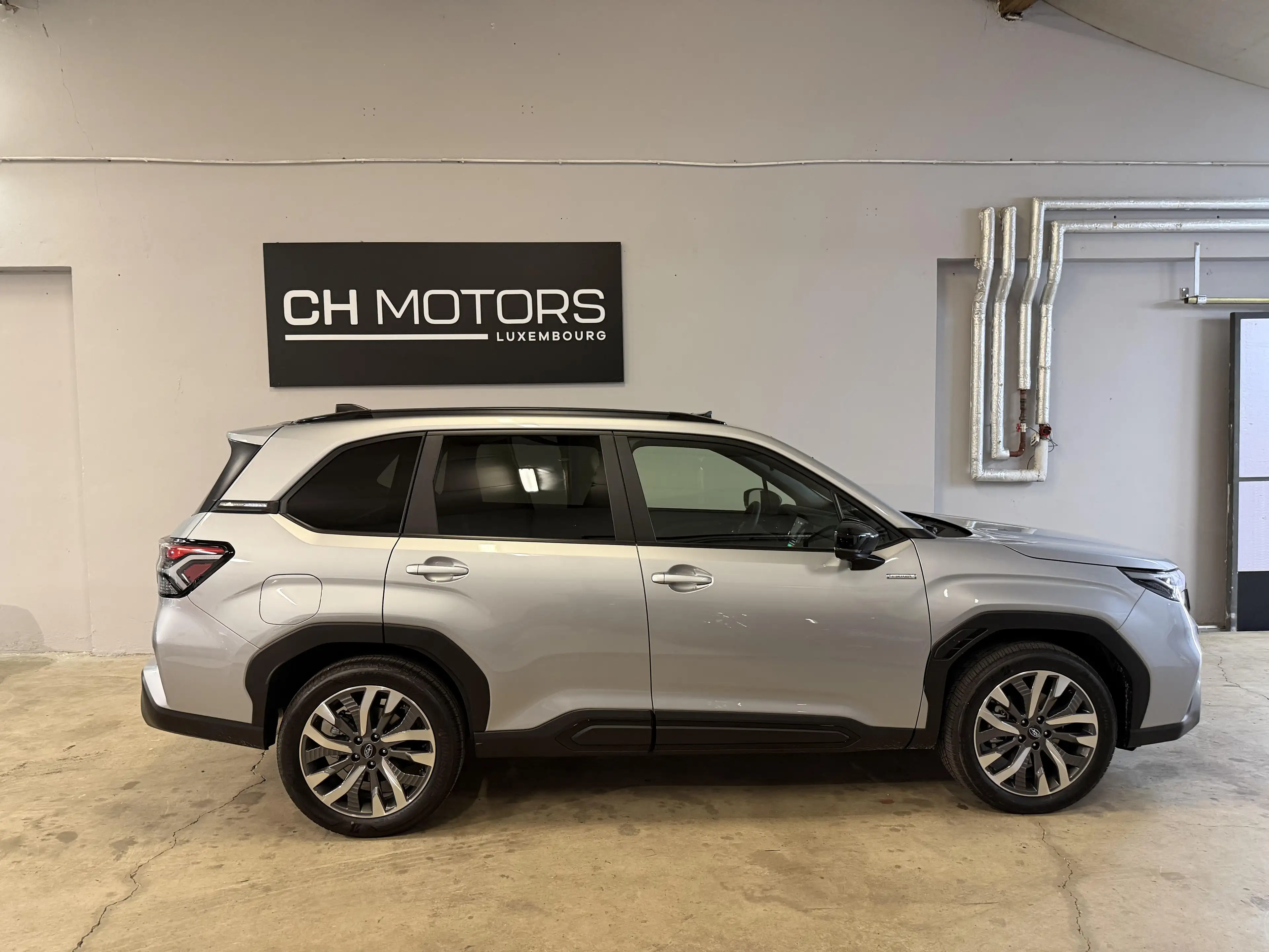 Subaru Forester 2.0i e-BOXER AWD Premium — photo 8