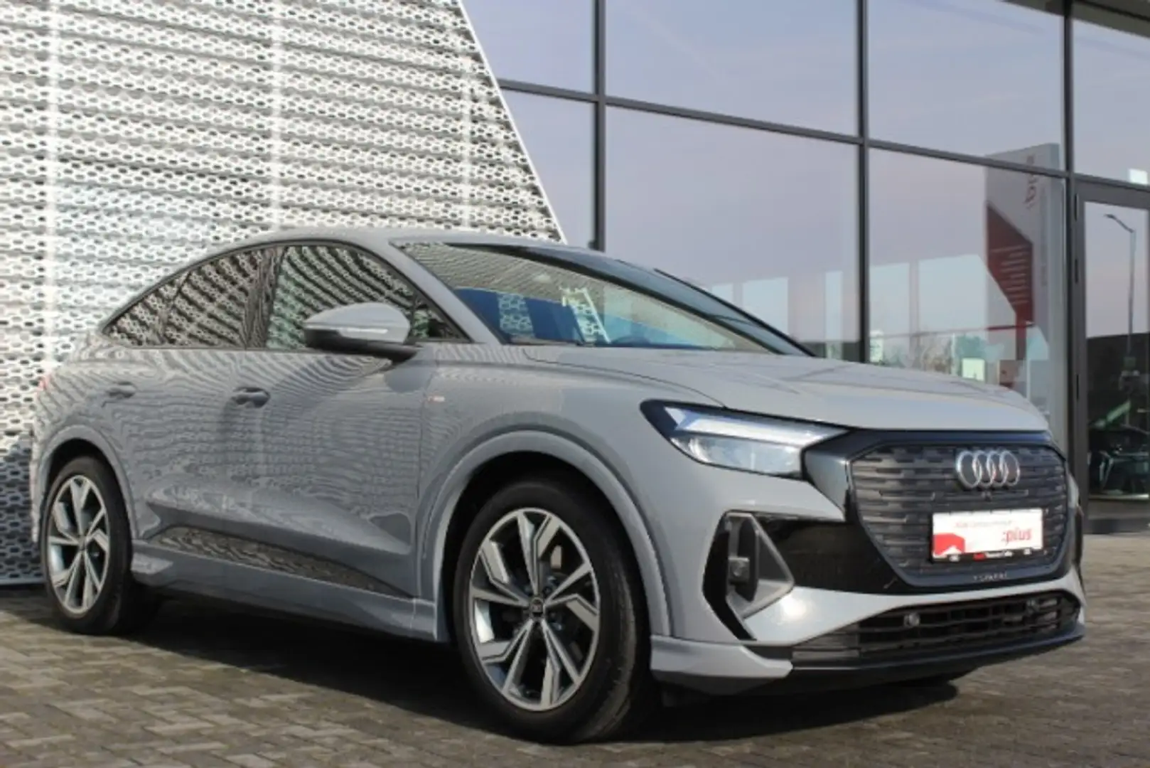 Audi Q4 e-tron 35 LED Exterieur S line Optikp. LM20 SHZ Klima Gris - 2