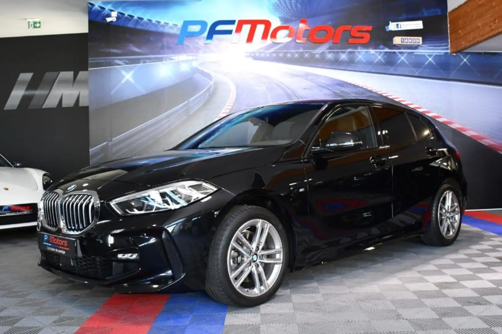 BMW 118 118iA M-Sport 1.5 136 BVA7 GPS Virtual Caméra Car Play Mode LED Freinage JA 17 Noir - 1