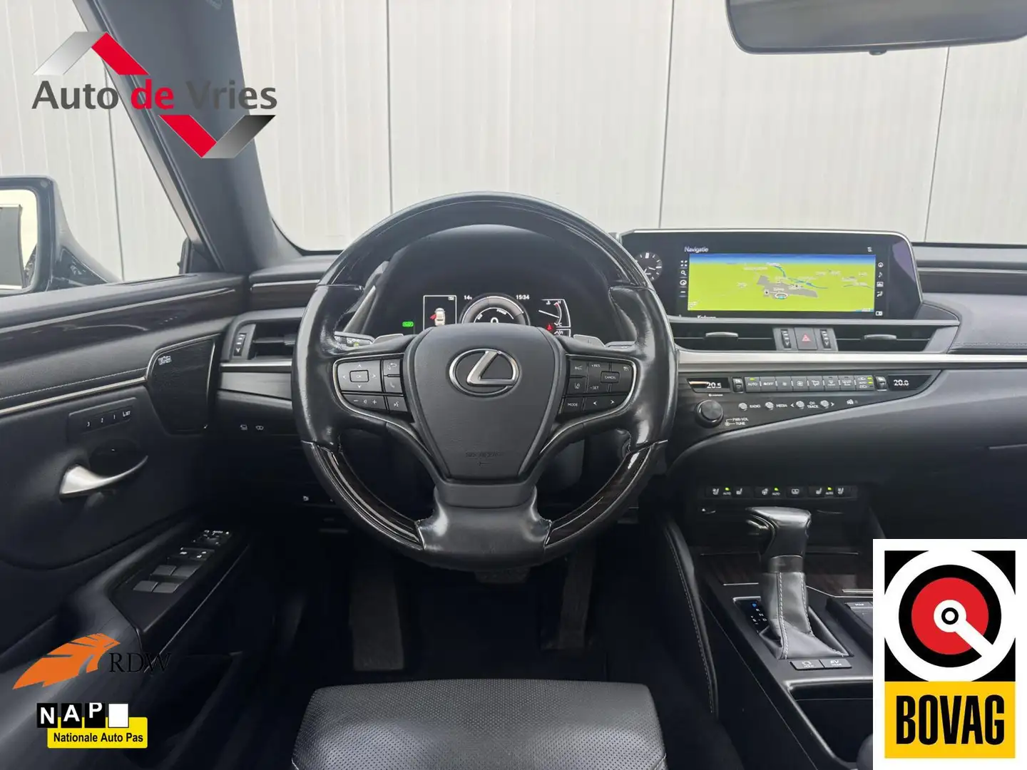 Lexus ES 300 300h President Line|Mark Levinson|NL-Auto Blauw - 2