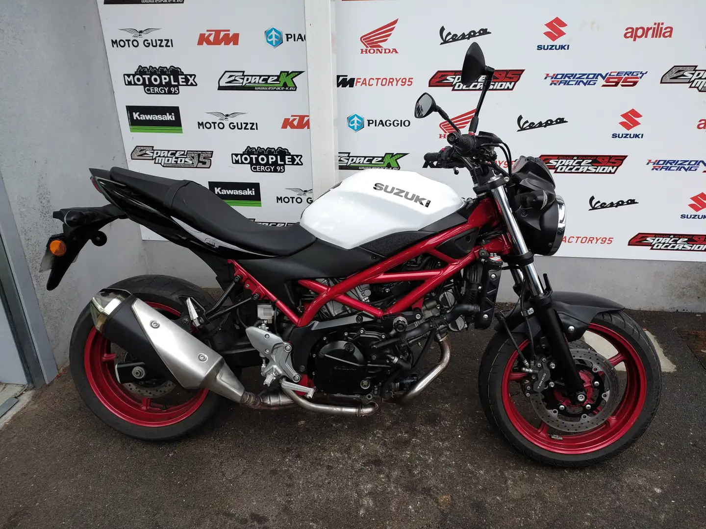 Suzuki SV 650 Blanc - 1