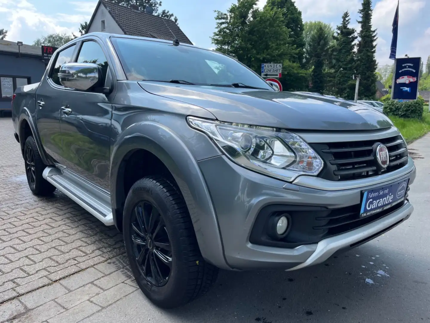 Fiat Fullback Double Cab LX Plus  Top Zustand !!! Gris - 2