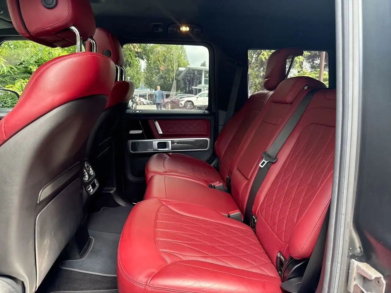 Mercedes-Benz G-Class снимка Mercedes-Benz G-Class