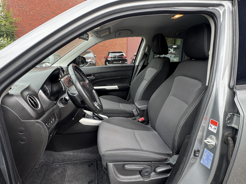 Suzuki Vitara 1.6 Exclusive // TREKHAAK // NAVI // CLIMA // CRUI — photo 11