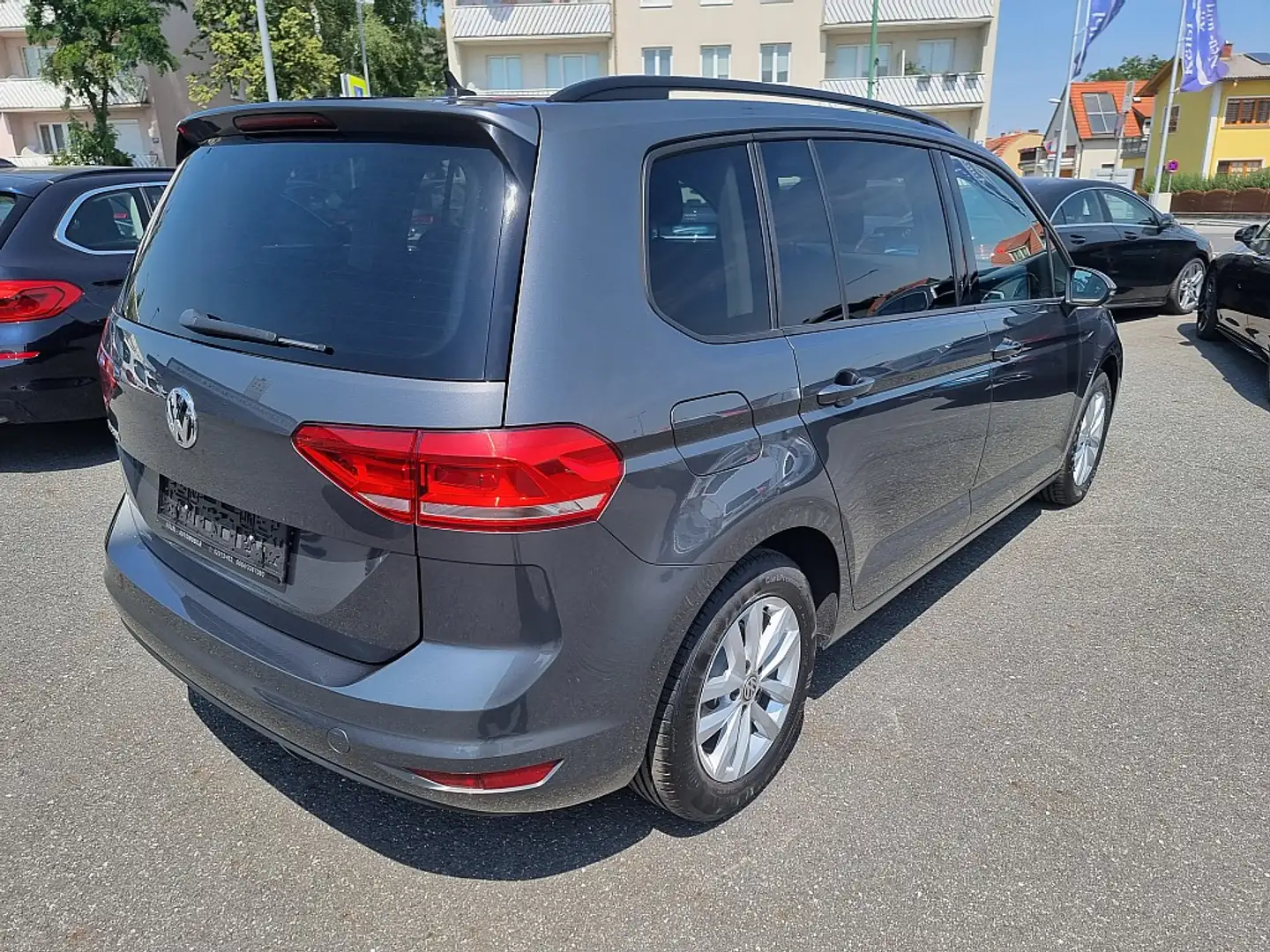 Volkswagen Touran Comfortline 1,6 SCR TDI Grau - 2