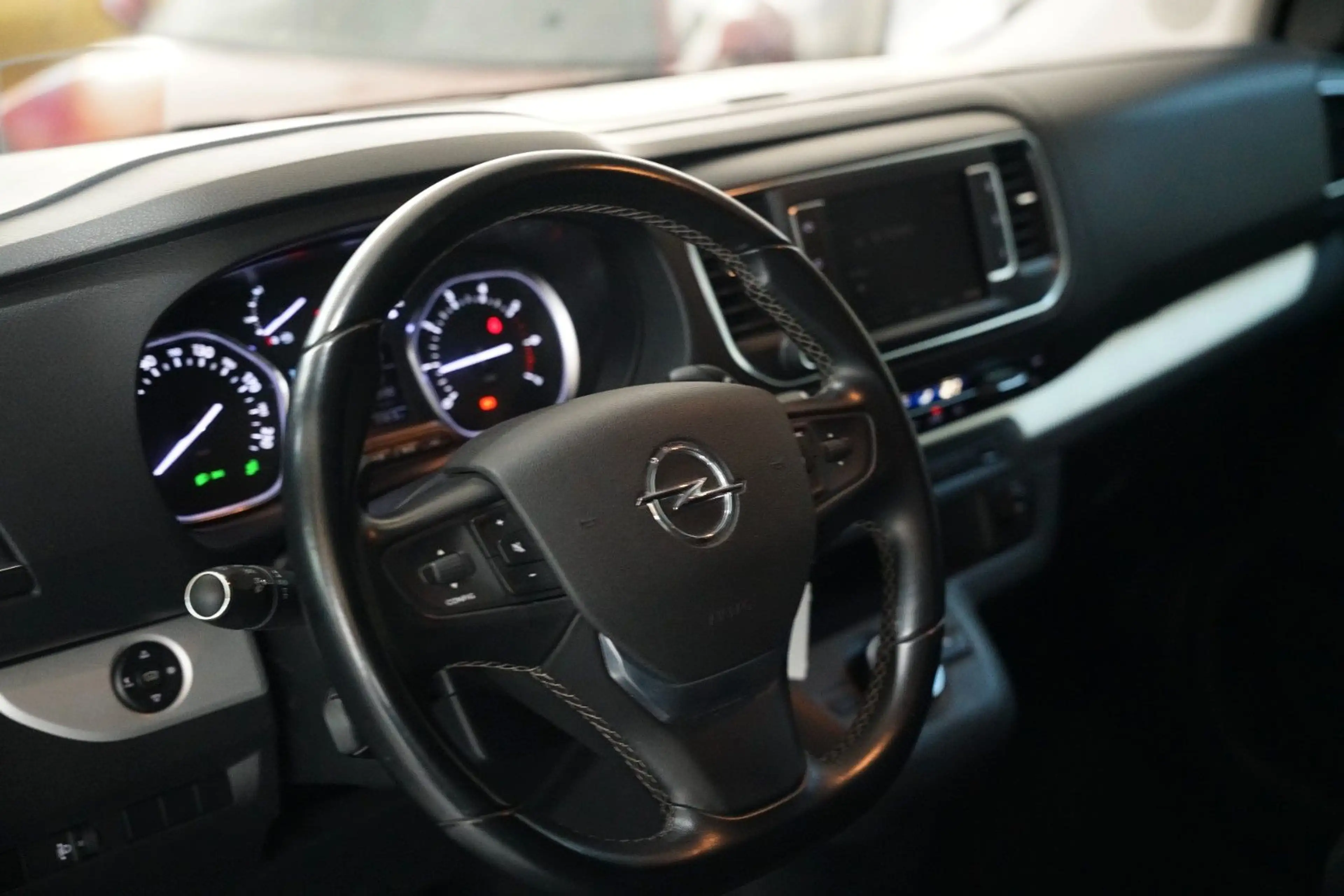 Opel Zafira Life Edition M*6-Sitze*SHZ*HUD* — photo 13