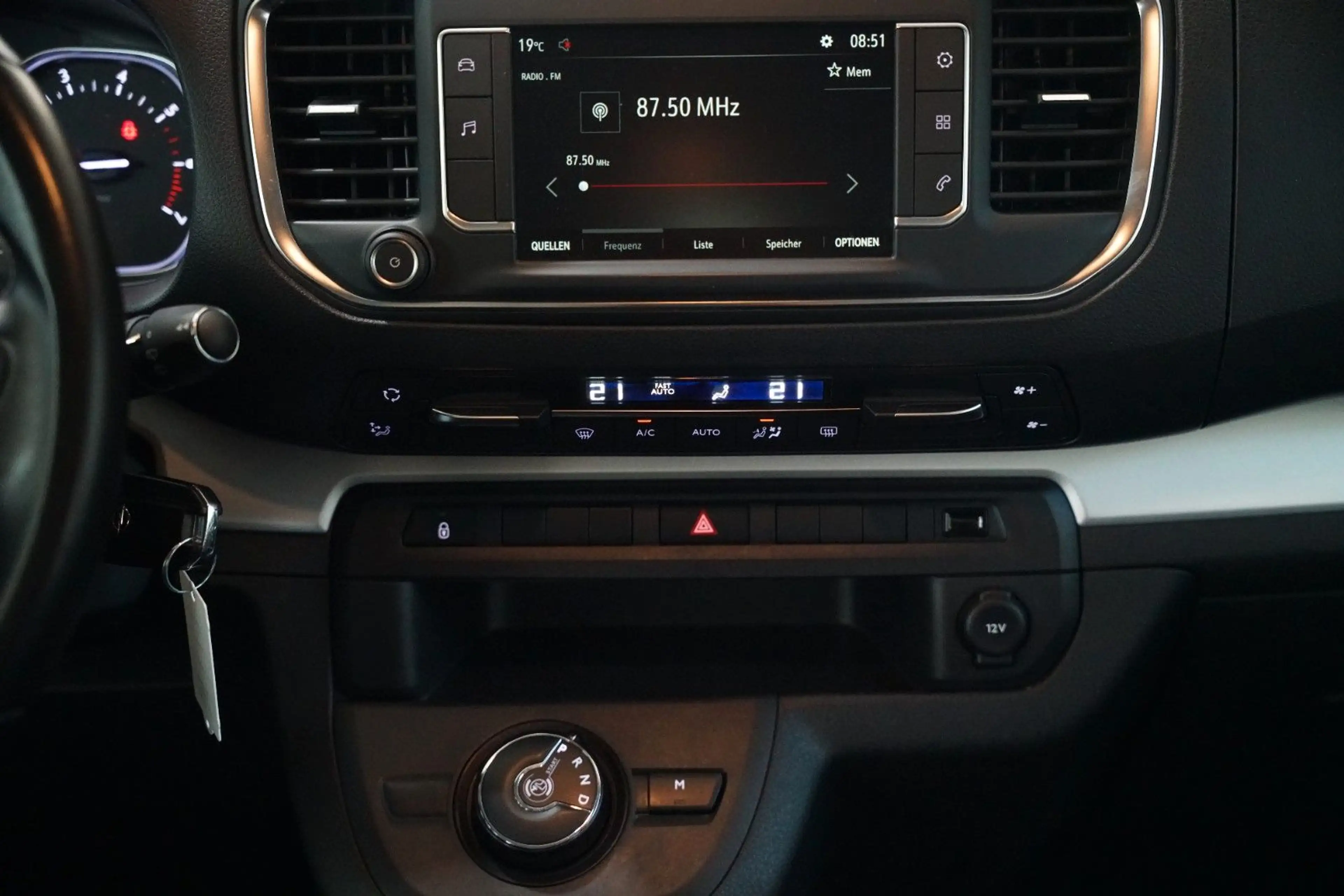 Opel Zafira Life Edition M*6-Sitze*SHZ*HUD* — photo 24