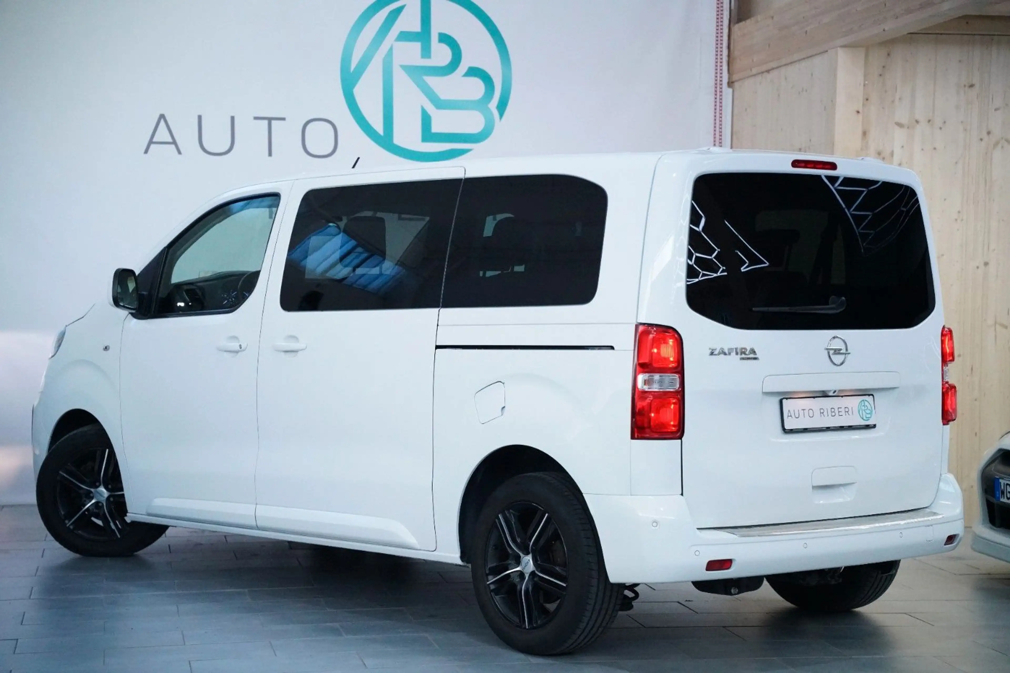 Opel Zafira Life Edition M*6-Sitze*SHZ*HUD* — photo 6