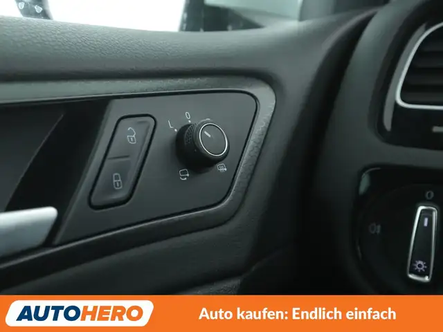 Volkswagen Golf view 29