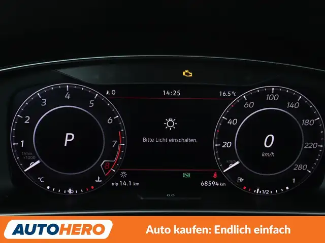 Volkswagen Golf view 20