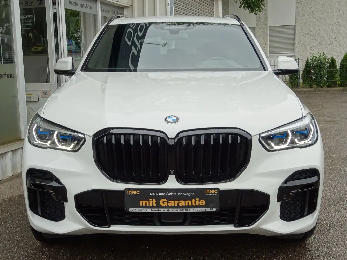 BMW X5 xDrive30d 21" M Sport Navi Leder Laser Luftfe Weiß - 2