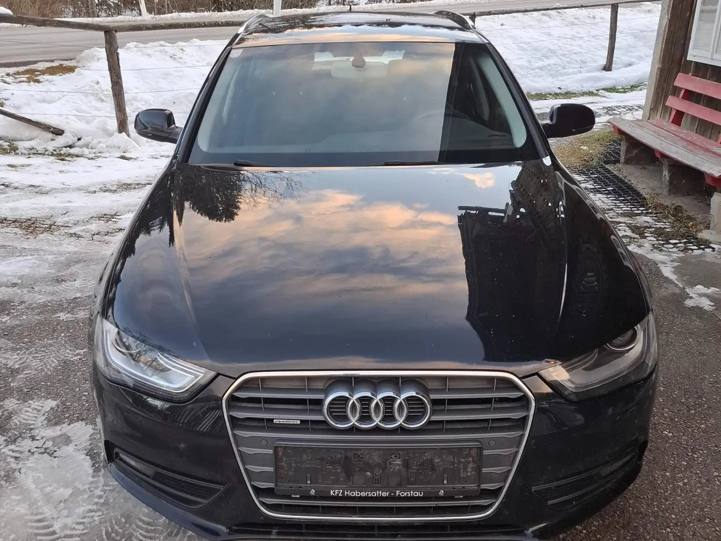 Audi A4 A4 Avant 2,0 TDI quattro Schwarz - 1