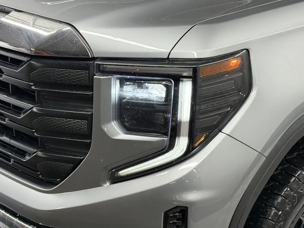 GMC Sierra 1500 снимка GMC Sierra 1500