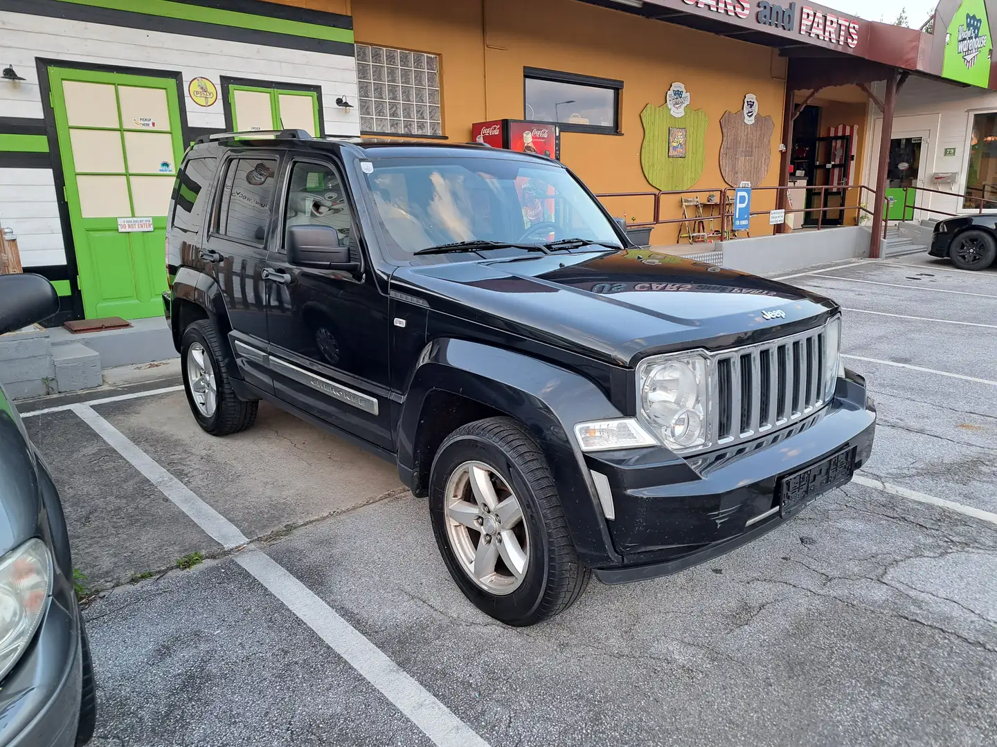Jeep Cherokee 2,8 Limited CRD Aut. Noir - 2