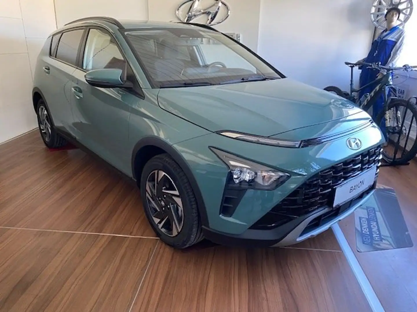 Hyundai BAYON 1,2 MPI i-Line Plus Vert - 2