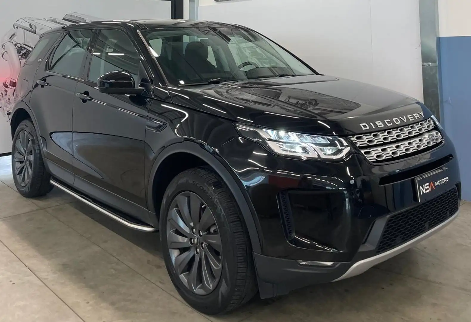 Land Rover Discovery Sport 2.0d i4 mhev S awd 150cv auto Nero - 1
