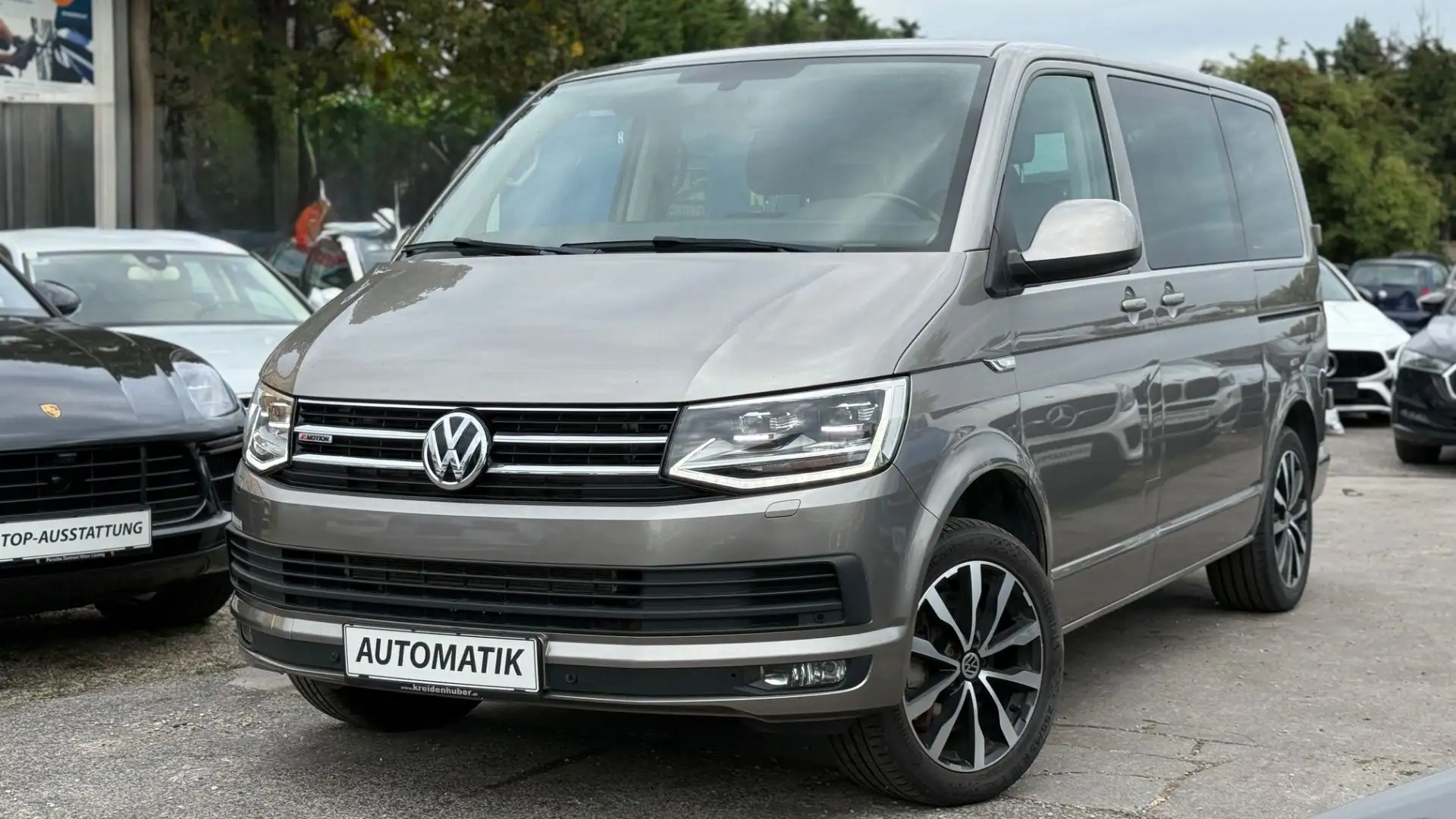Volkswagen T6 Caravelle 2,0 TDI 4Motion DSG *8-Sitze +Servicegepflegt Com Braun - 1