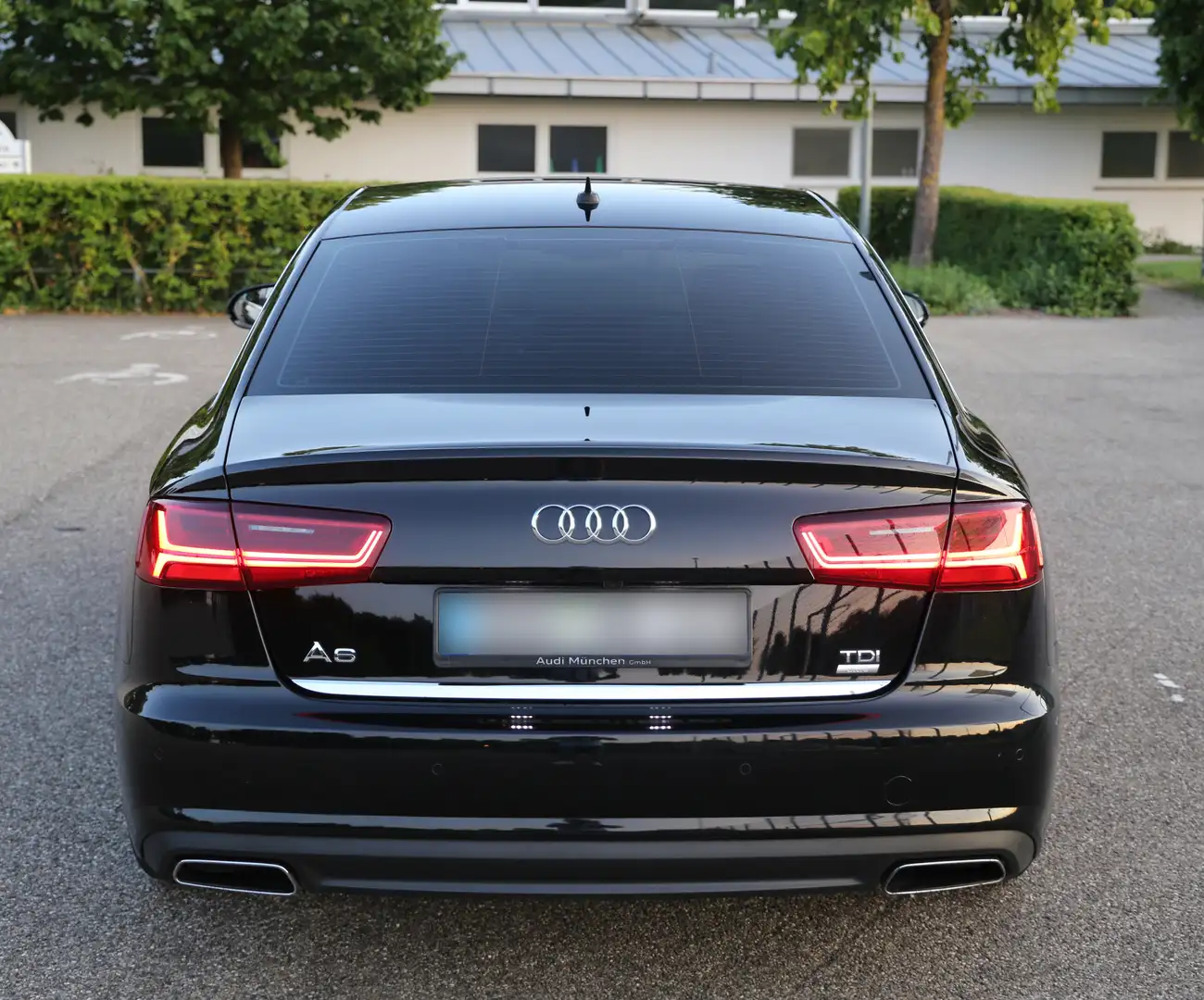 Audi A6 A6 2.0 TDI ultra S tronic Schwarz - 1
