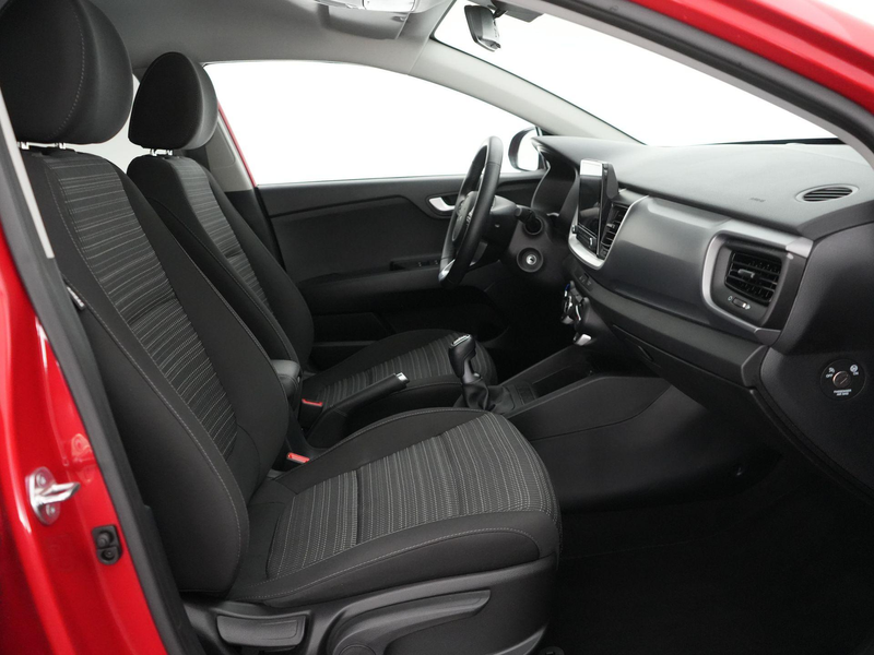 Kia Stonic 1.0 T 100 Pulse — photo 12