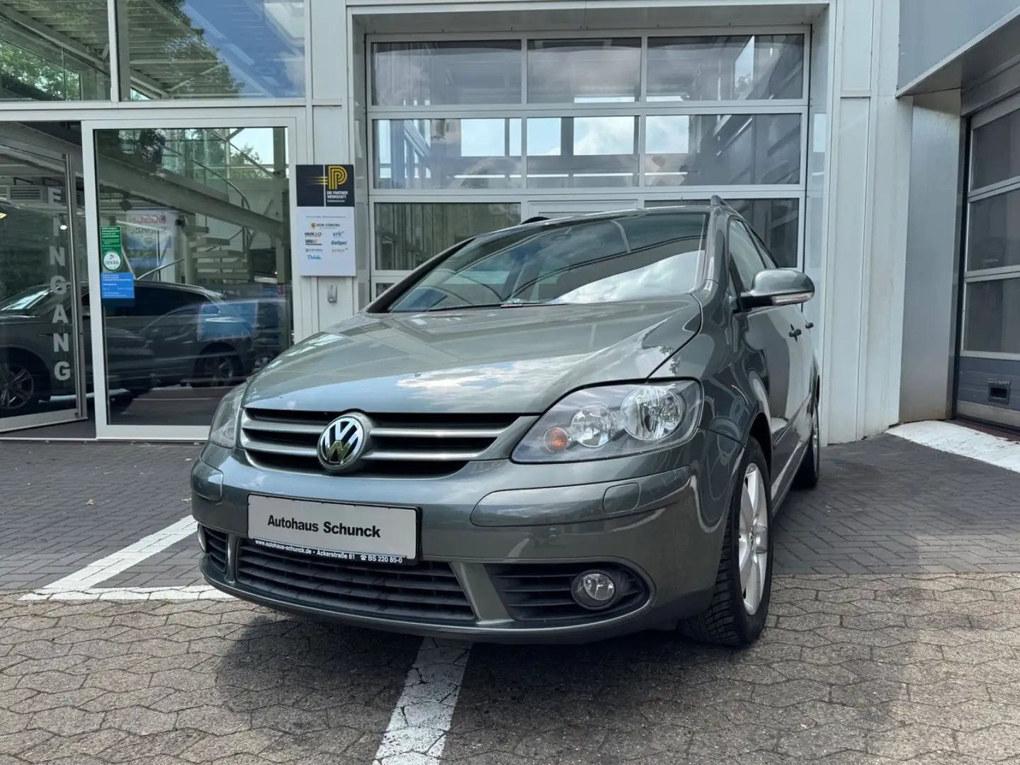 Volkswagen Golf Plus V United *DSG/KLIMA/SHZ/TEMPOMAT* Green - 1