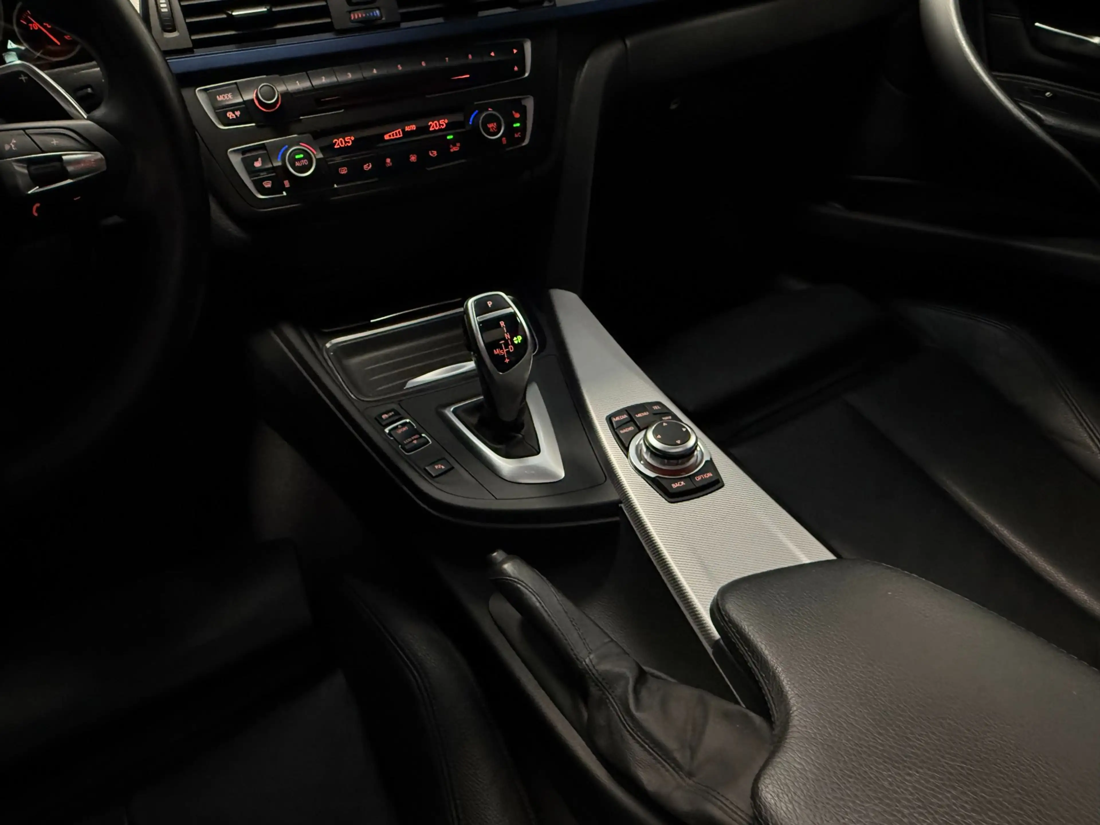 BMW 328 3-serie Touring 328i Upgrade Edition M-Sport|PANO| — photo 16