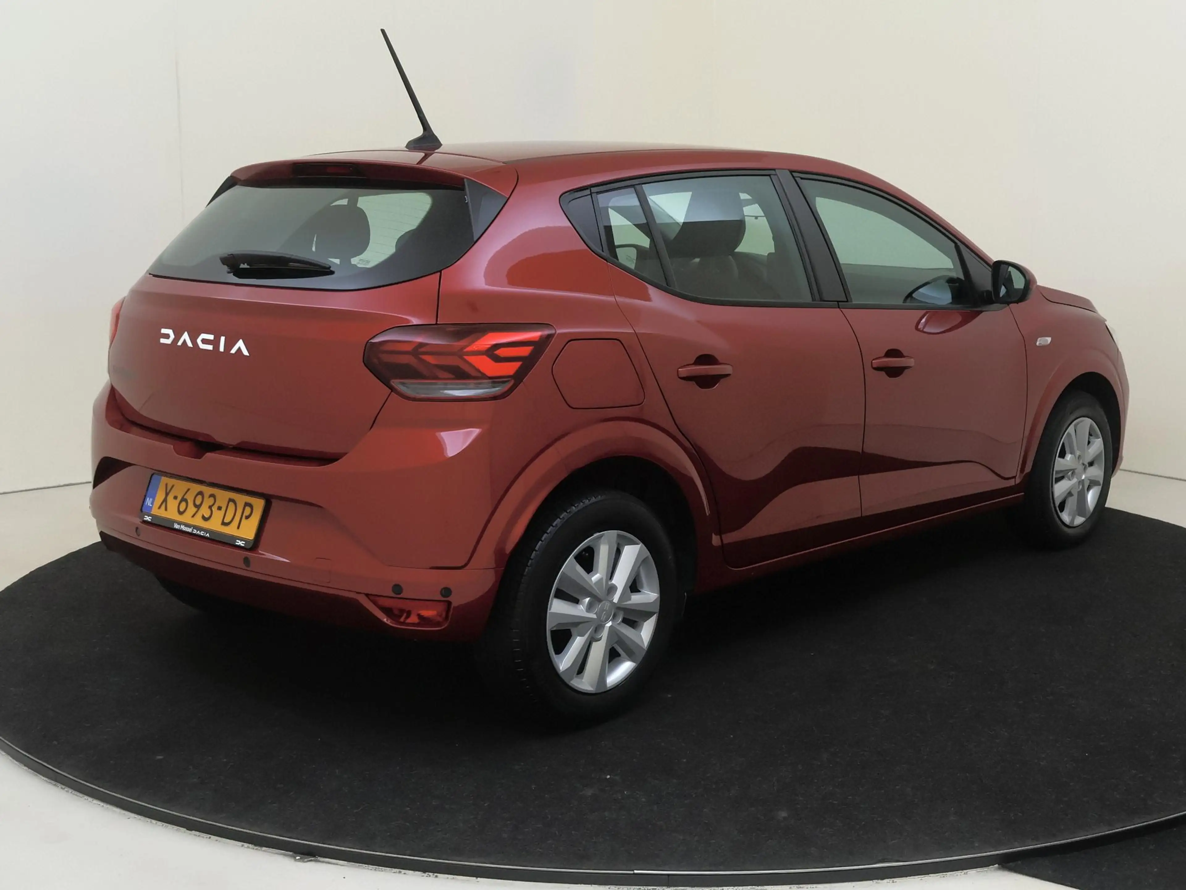 Dacia Sandero 1.0 TCe 90 Expression | Camera | Airco | bluetooth — photo 4