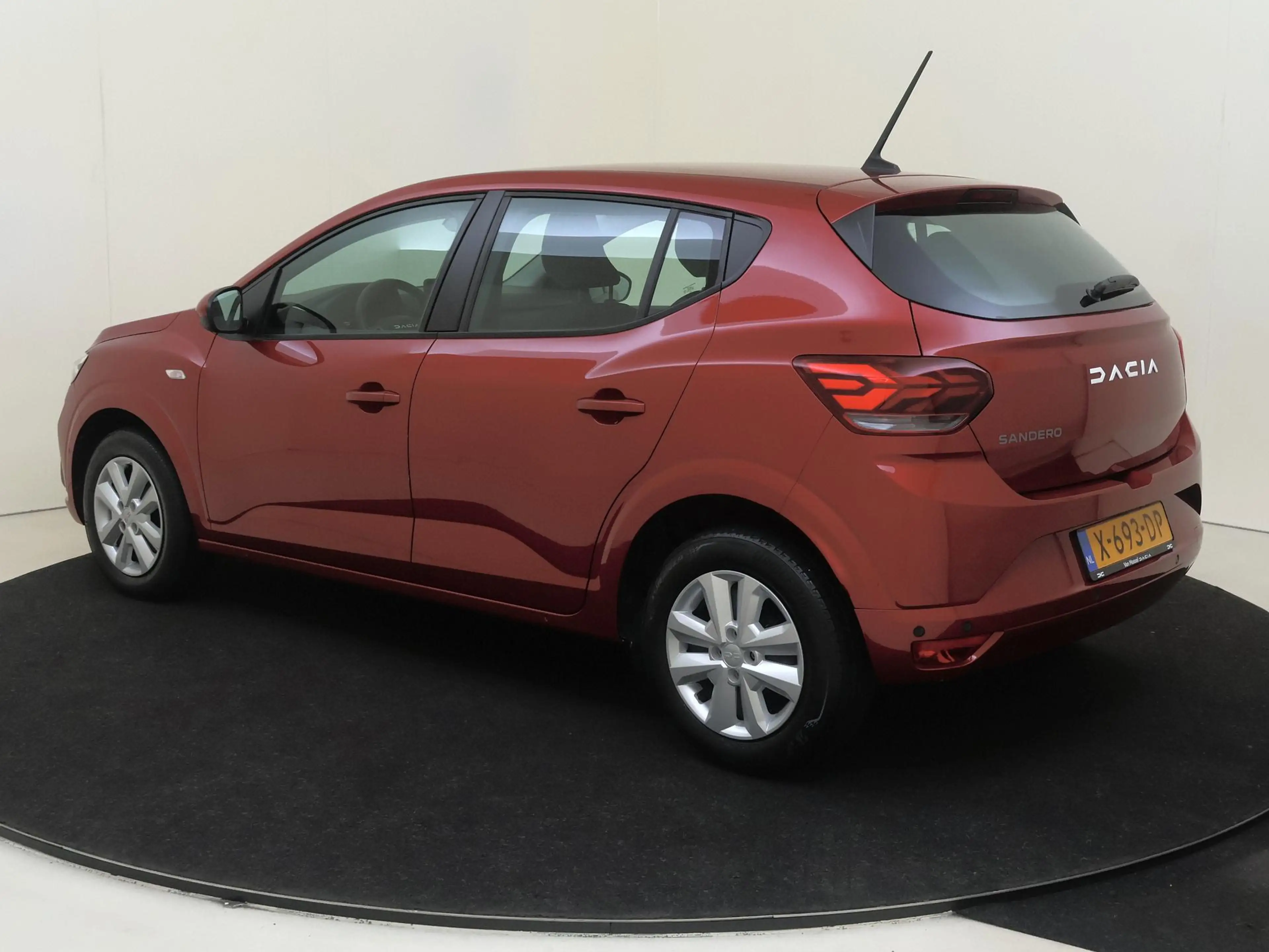 Dacia Sandero 1.0 TCe 90 Expression | Camera | Airco | bluetooth — photo 3