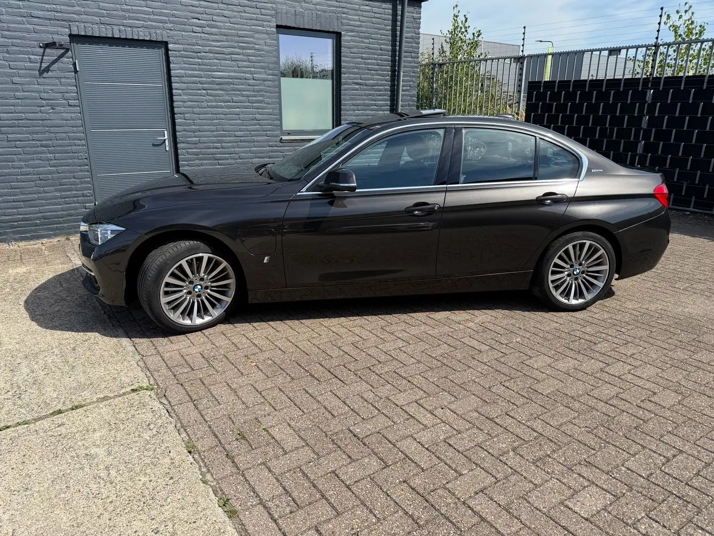 BMW 330 330 Cent.Hi.Ex. Bruin - 1