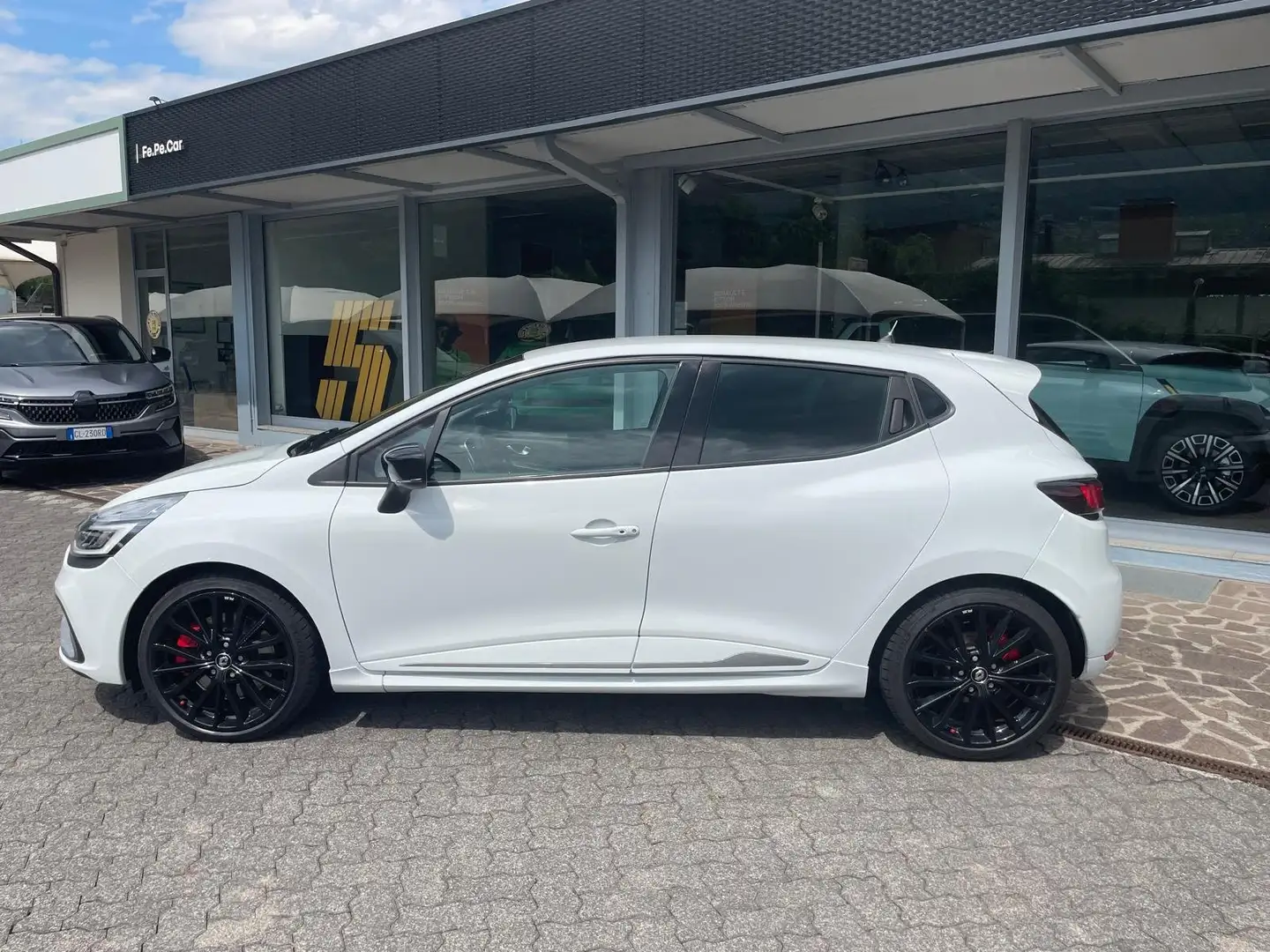 Renault Clio Clio IV 2017 1.6 tce energy RS 200cv edc Bianco - 2